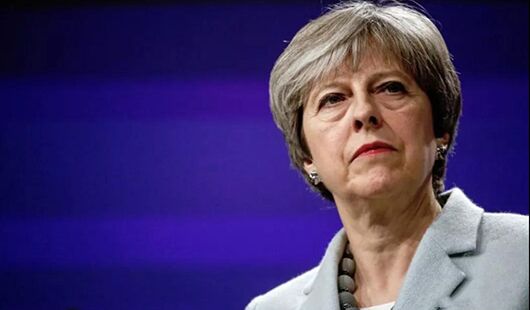 英首相梅姨宣布辞职